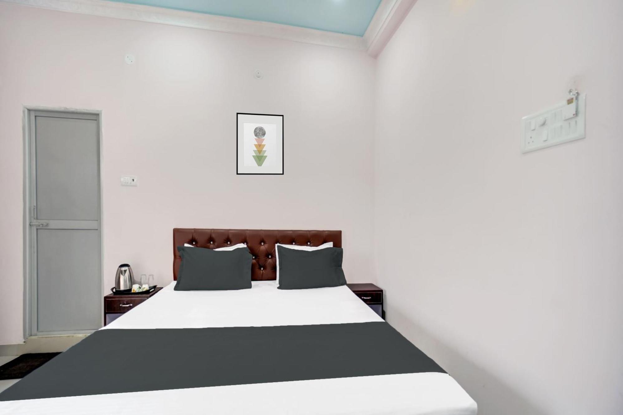 Super Oyo Hotel O Shahi Mahal Patna  Buitenkant foto